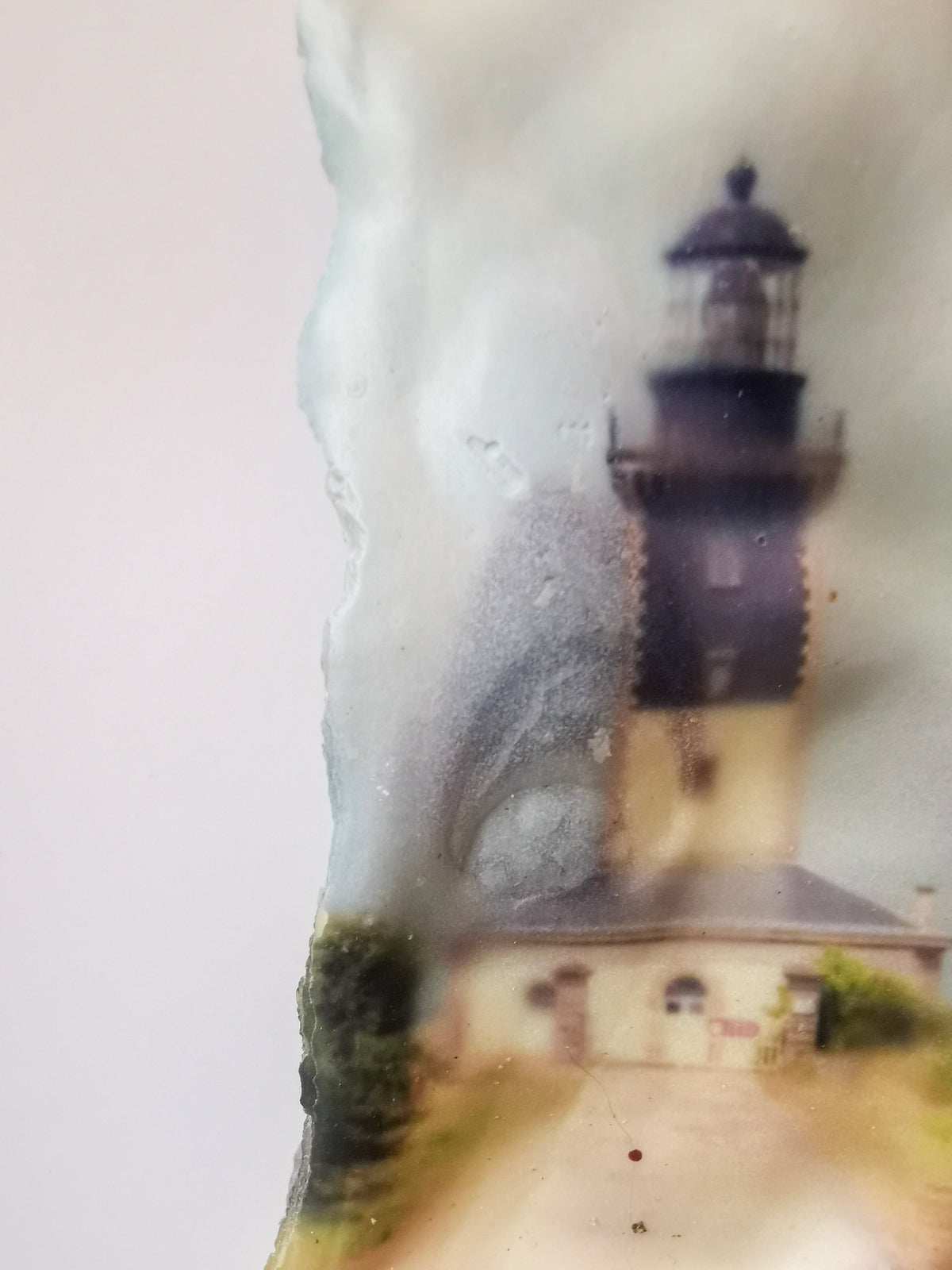 Huître Photographique – île de Groix, Phare de Pen-Men– Cadre Art Box 13x18 cm