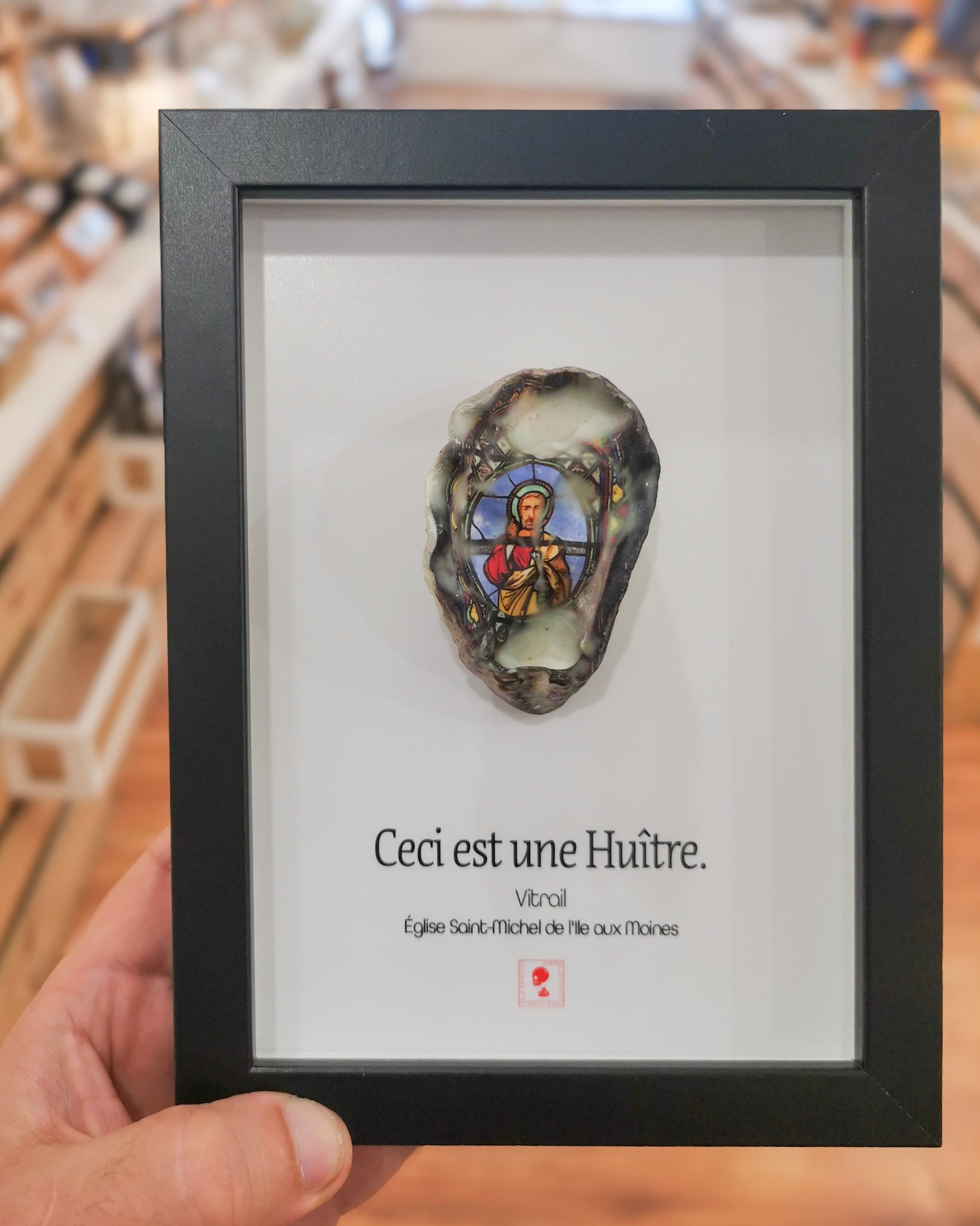 Huître Photographique – vitrail, eglise de ile aux moines – Cadre Art Box 13x18 cm