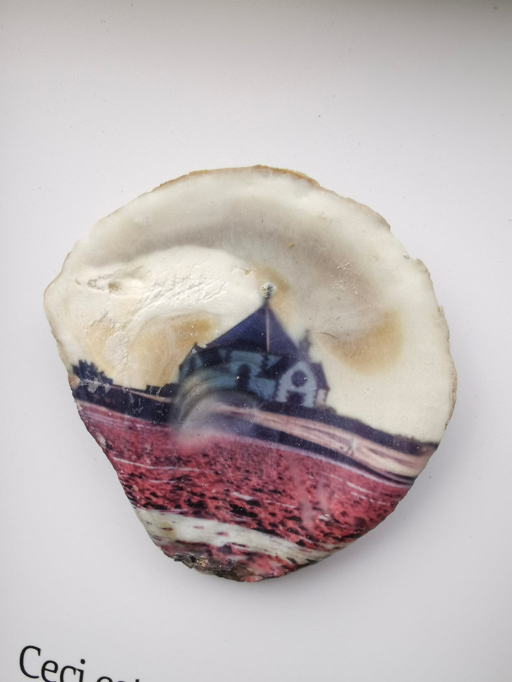 Huître Photographique – Chapelle Notre-Dame-de-la-Côte, Penvins – Cadre Art Box 13x18 cm