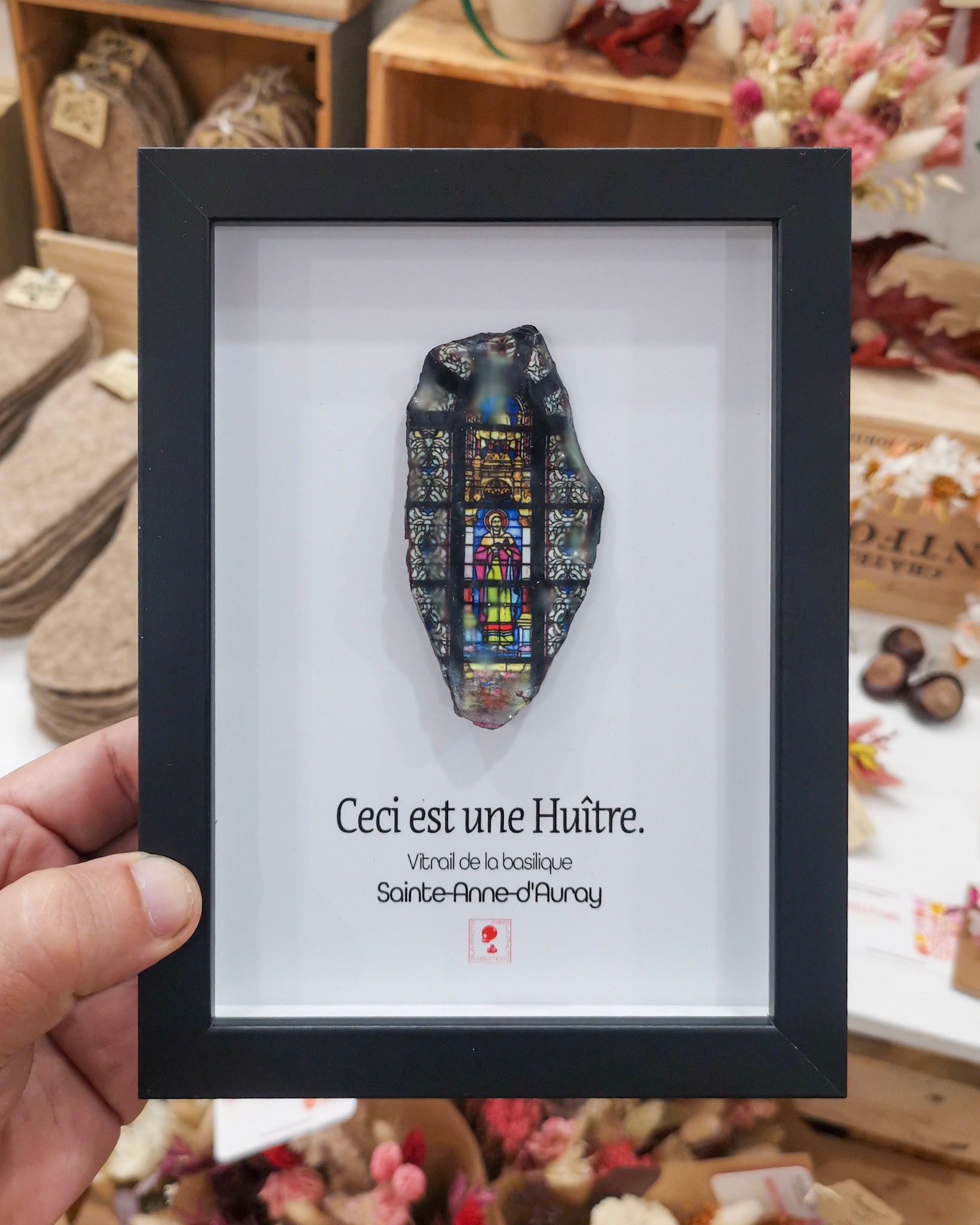 Huître Photographique – vitrail de la basilique st anne d'Auray  – Cadre Classique 13x18 cm