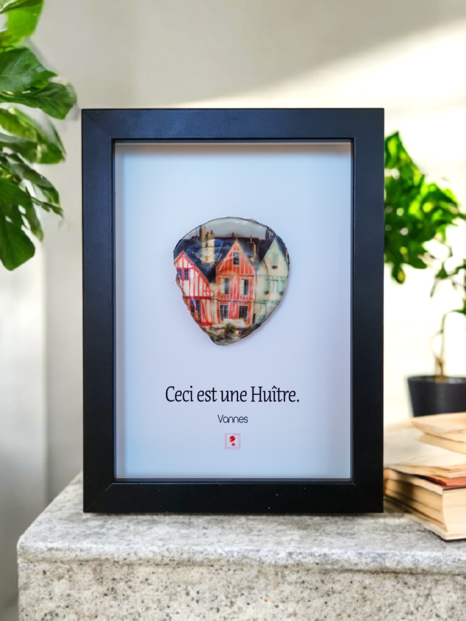 Huître Photographique – Maisons à colombages du port de Vannes – Cadre Art Box 13x18 cm